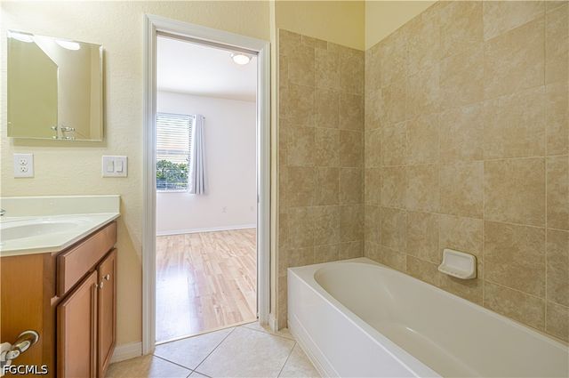 11318 Red Bluff LN, Fort Myers, FL 33912
