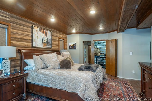 2210 Winterlochen Road, Fayetteville, NC 28305