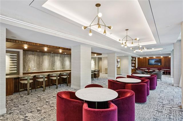 2575 Peachtree Road NE 5G, Atlanta, GA 30305