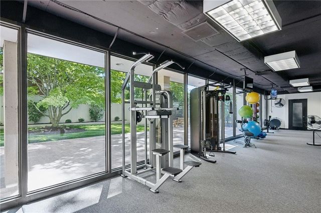 2575 Peachtree Road NE 5G, Atlanta, GA 30305
