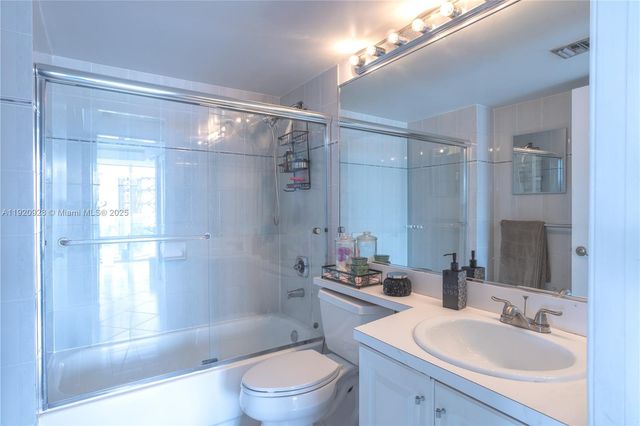 3411 Indian Creek Dr 1204, Miami Beach, FL 33140