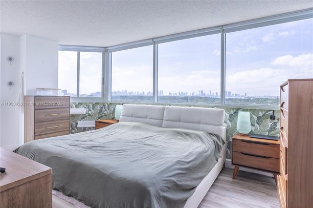 3411 Indian Creek Dr 1204, Miami Beach, FL 33140