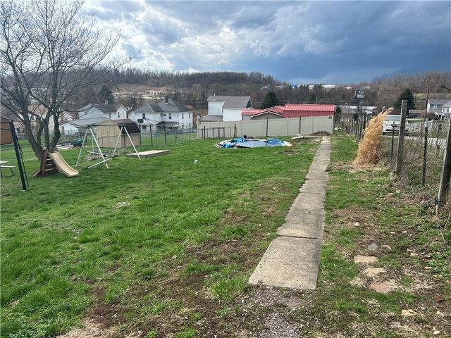 1310 Cambria Ave, Dunbar Twp, PA 15425