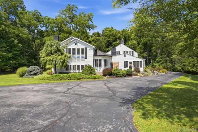 232 Tally Ho Road, Middletown, NY 10940