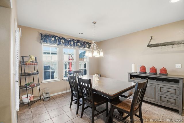 1703 S Desert Palm Place, Broken Arrow, OK 74012