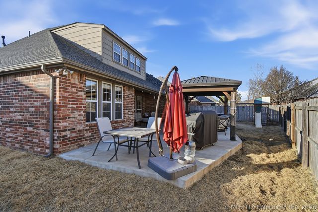 1703 S Desert Palm Place, Broken Arrow, OK 74012