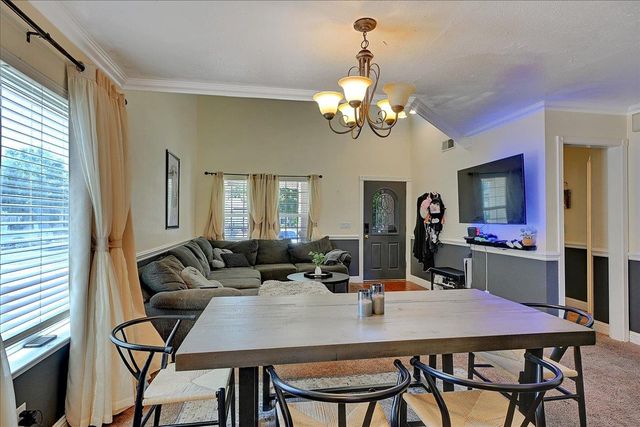 1716 River Run Dr, Marysville, CA 95901