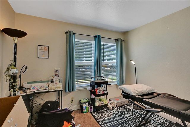 1716 River Run Dr, Marysville, CA 95901