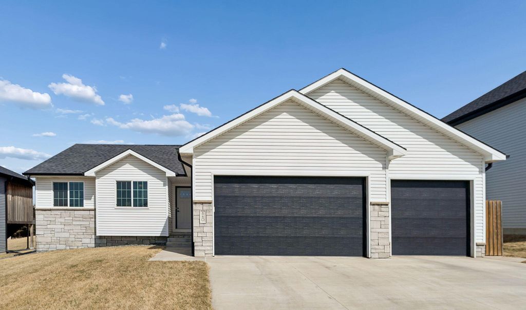 840 WHITETAIL RUN Circle, Ashland, NE 68003