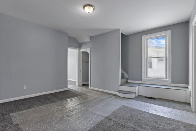 60 W Harrison Street, Newark, OH 43055