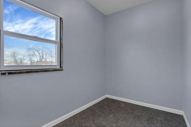 60 W Harrison Street, Newark, OH 43055