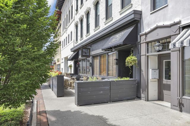 60 W Harrison Street, Newark, OH 43055