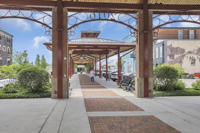 60 W Harrison Street, Newark, OH 43055