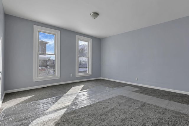 60 W Harrison Street, Newark, OH 43055