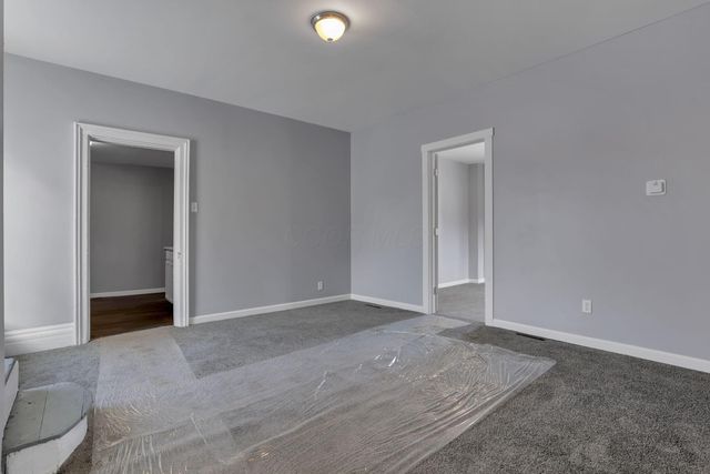 60 W Harrison Street, Newark, OH 43055