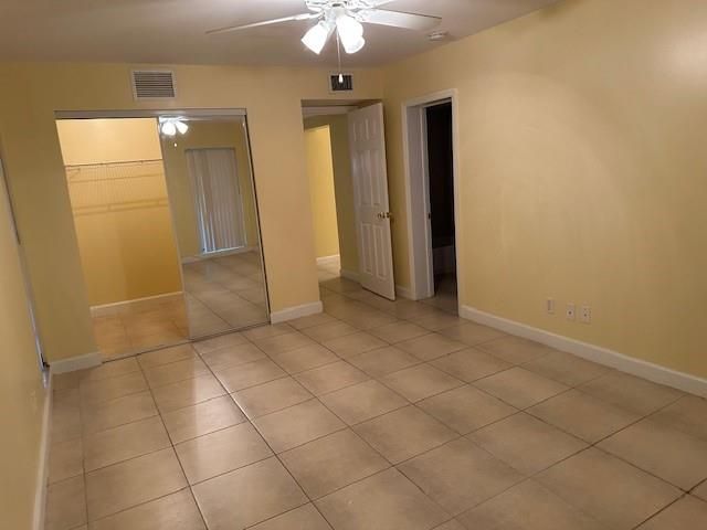 7013 NW 63rd Ct, Tamarac, FL 33321