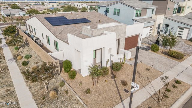 712 E Buist Avenue, Phoenix, AZ 85042