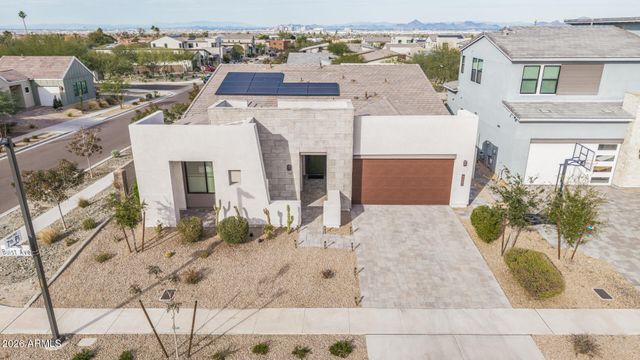 712 E Buist Avenue, Phoenix, AZ 85042