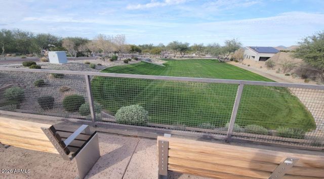 712 E Buist Avenue, Phoenix, AZ 85042