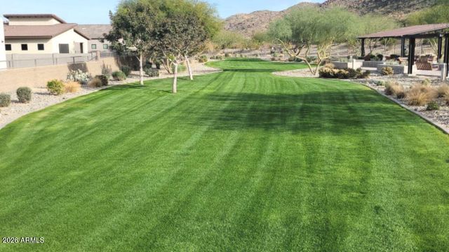 712 E Buist Avenue, Phoenix, AZ 85042