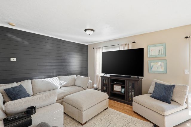 240 E 100 S, Richmond, UT 84333