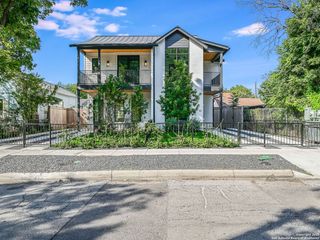 310 Lavaca St # 101, San Antonio, TX 78210