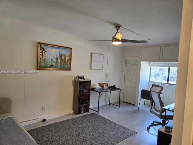 295 Jacaranda Dr 20, Plantation, FL 33324