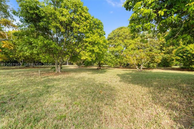 37255 SW 214th Ave, Homestead, FL 33034