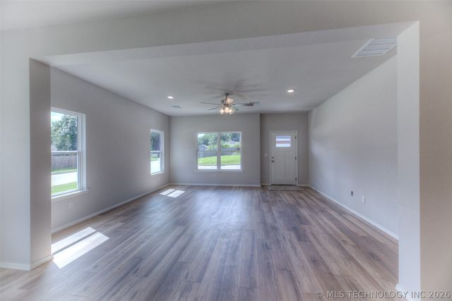 2703 W 65th Place S, Tulsa, OK 74132