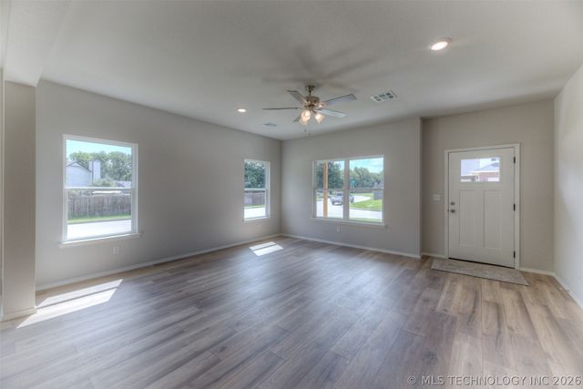 2703 W 65th Place S, Tulsa, OK 74132
