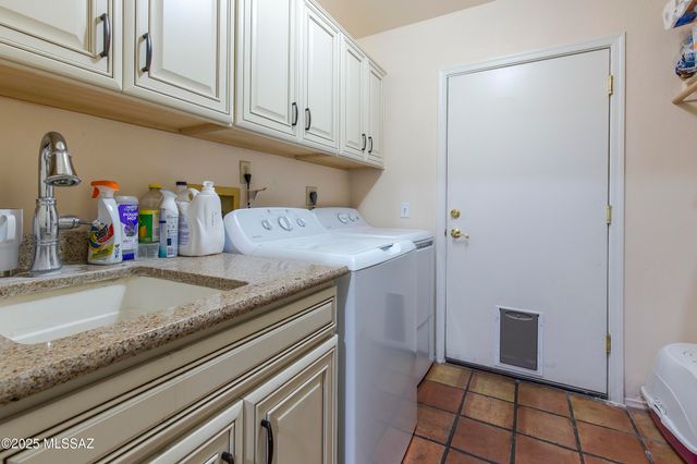 2000 E Campbell Terrace, Tucson, AZ 85718