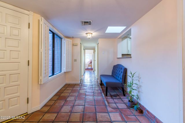 2000 E Campbell Terrace, Tucson, AZ 85718