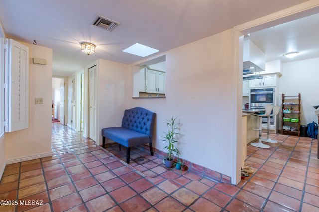 2000 E Campbell Terrace, Tucson, AZ 85718