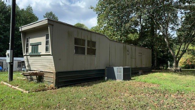 175 Four Star Loop Rd, Smithville, TN 37166