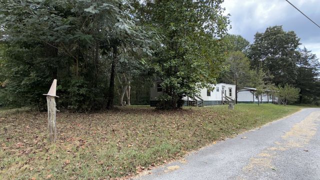 175 Four Star Loop Rd, Smithville, TN 37166