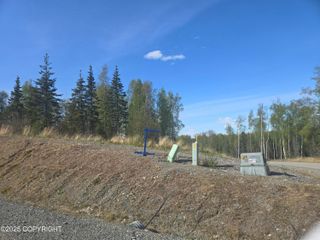 L8 B2 W Blue Moon Circle, Wasilla, AK 99623