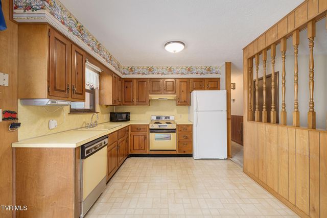 536 Mayfield Avenue, Kingsport, TN 37665