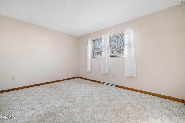 536 Mayfield Avenue, Kingsport, TN 37665