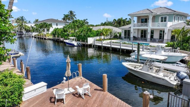 910 Banyan Drive, Delray Beach, FL 33483