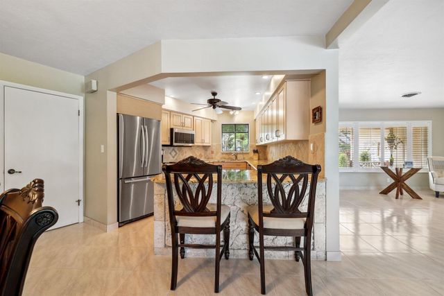 910 Banyan Drive, Delray Beach, FL 33483