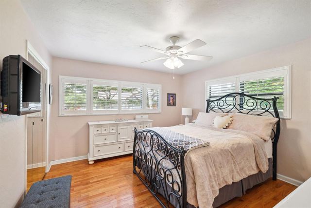 910 Banyan Drive, Delray Beach, FL 33483
