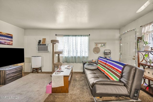 367 Sarah Drive, Carson City, NV 89706