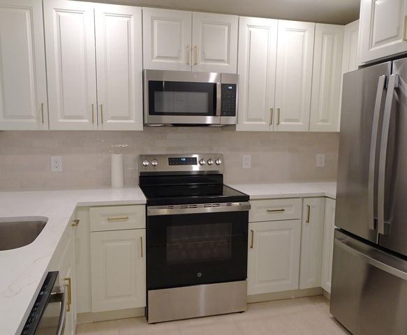 7650 Meed Circle, Lake Worth, FL 33467