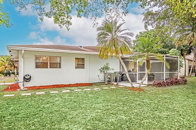 7650 Meed Circle, Lake Worth, FL 33467