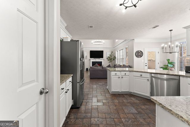 3713 Golden Ive Drive, Buford, GA 30519