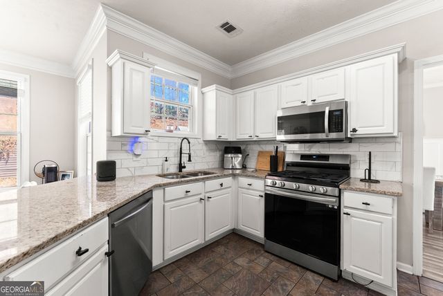 3713 Golden Ive Drive, Buford, GA 30519