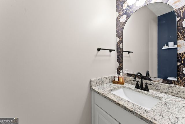 3713 Golden Ive Drive, Buford, GA 30519