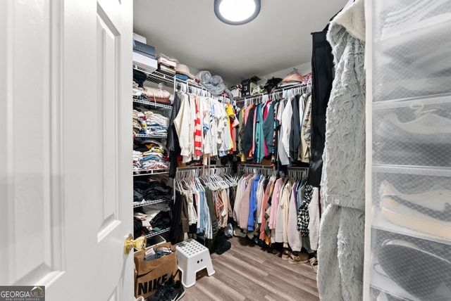 3713 Golden Ive Drive, Buford, GA 30519