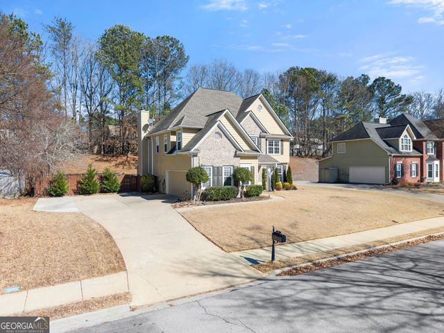 3713 Golden Ive Drive, Buford, GA 30519
