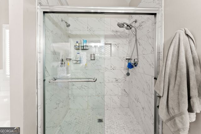 3713 Golden Ive Drive, Buford, GA 30519